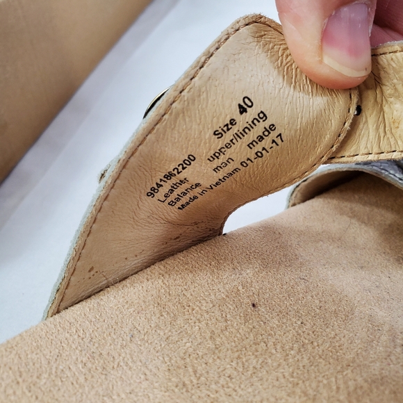 Dansko Silver Sandels - Picture 4 of 5